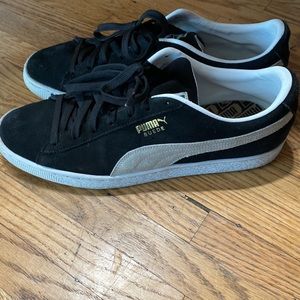 Black suede Puma’s - Men’s size 13